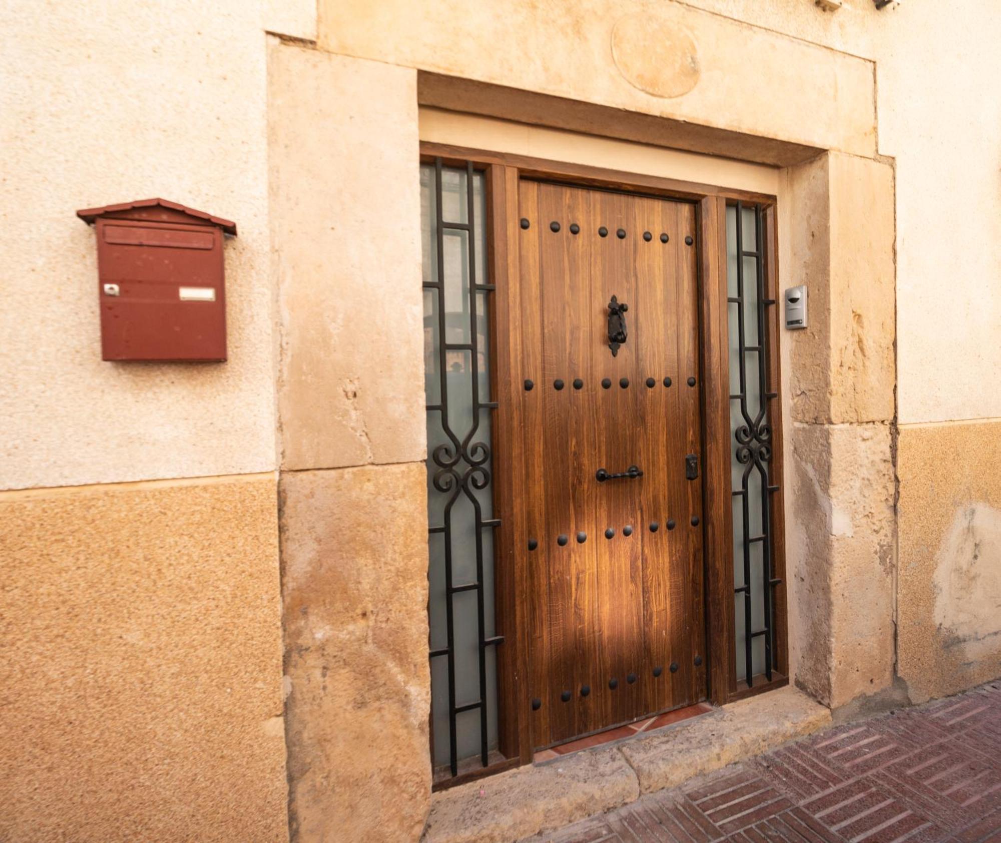 Casa Cal Metge Apartment Benissanet ภายนอก รูปภาพ